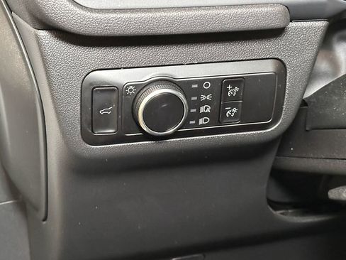 Used 2025 Ford Escape ST-Line w/ Tech Pack #1 AWD/4WD image 23