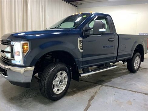 Used 2019 Ford F250 XL w/ STX Appearance Package image 33