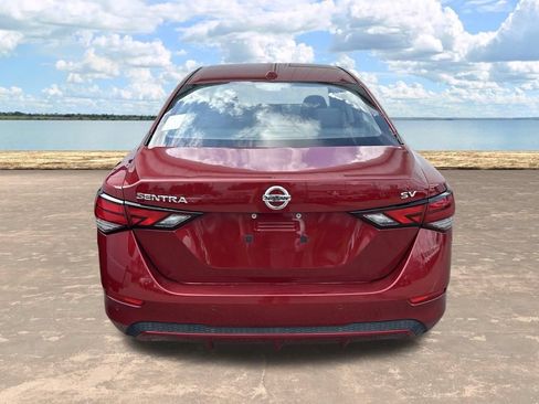 Used 2021 Nissan Sentra SV FWD image 8