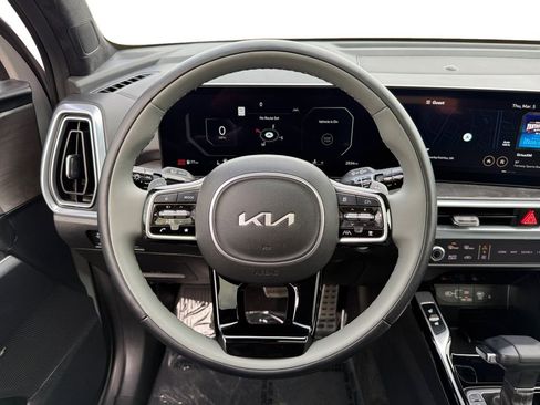 Certified 2025 Kia Sorento SX Prestige w/ Sage Leather Package image 12