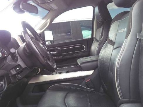 Used 2023 RAM 2500 Laramie AWD/4WD image 7