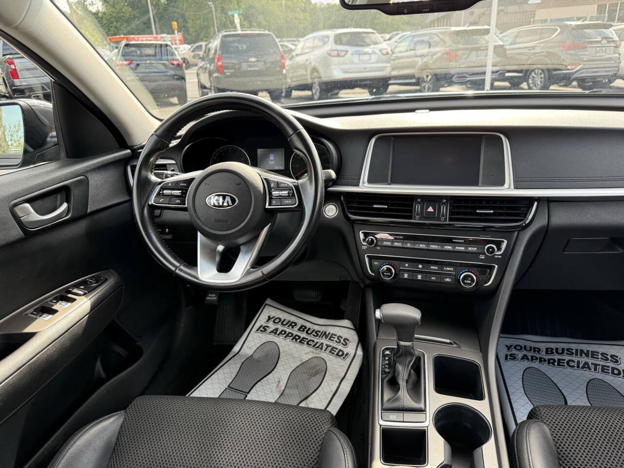 Used 2019 Kia Optima S FWD image 11