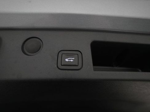 Used 2025 Chevrolet Equinox RS w/ Safety and Technology Package AWD/4WD image 15