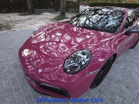 Used 2024 Porsche 911 Carrera T RWD image 5