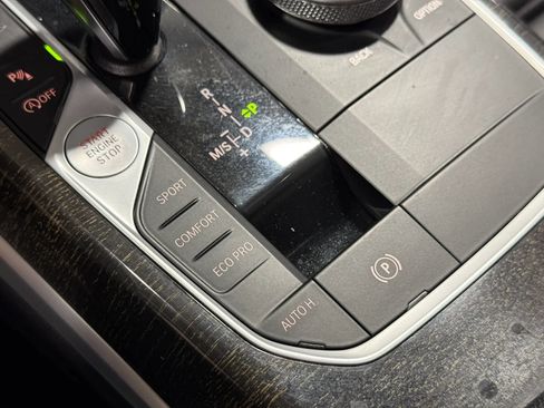 Used 2020 BMW 330i xDrive Sedan AWD/4WD image 39