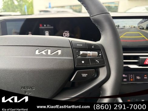 New 2026 Kia Sportage EX w/ EX Panorama Roof Package AWD/4WD image 34