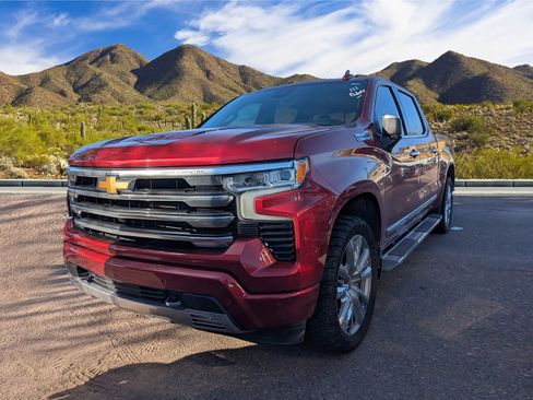 Used 2024 Chevrolet Silverado 1500 High Country w/ Technology Package image 13