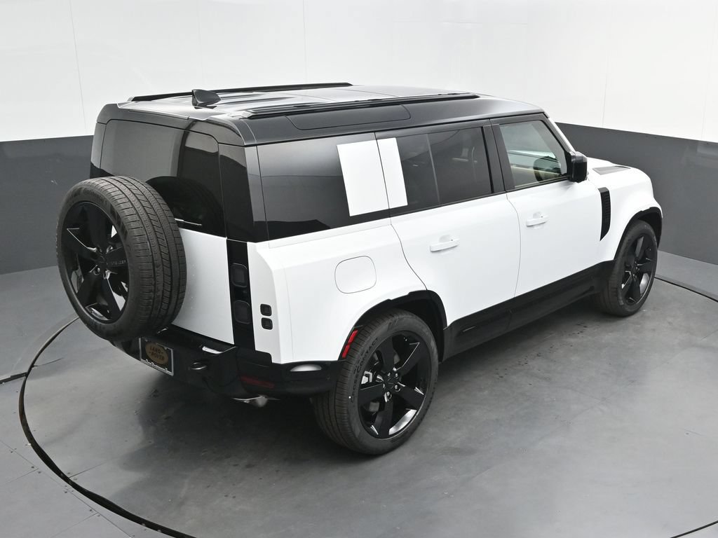 New 2026 Land Rover Defender 110 X-Dynamic SE AWD/4WD image 36
