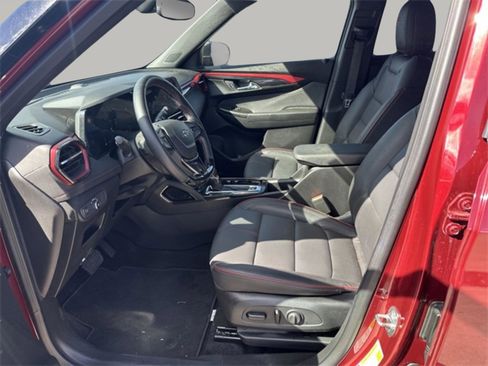 Used 2024 Chevrolet TrailBlazer RS w/ Convenience Package image 10