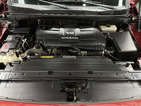 Used 2017 Nissan Titan PRO-4X w/ Pro-4x Convenience Package AWD/4WD image 35