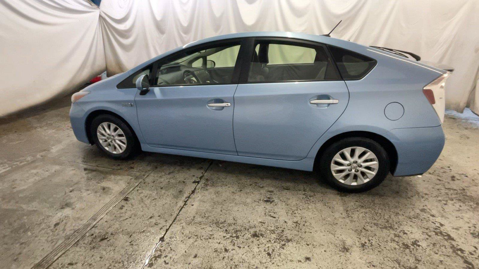 Used 2012 Toyota Prius Prime Plug-In Hybrid FWD image 11