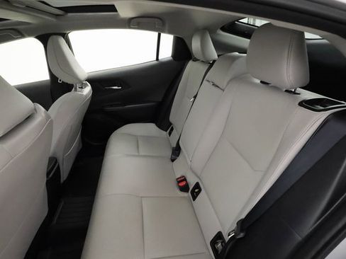 Used 2024 Toyota Prius XLE image 20