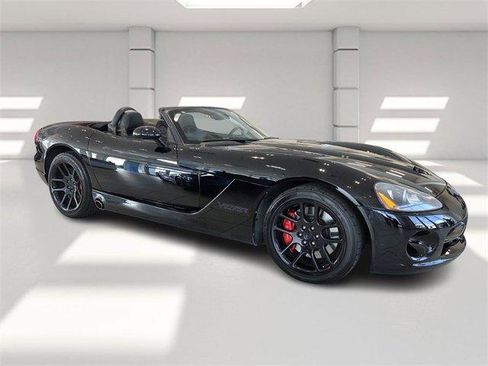Used 2004 Dodge Viper SRT-10 image 6