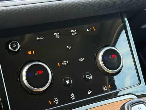 Used 2020 Land Rover Range Rover Evoque S image 37