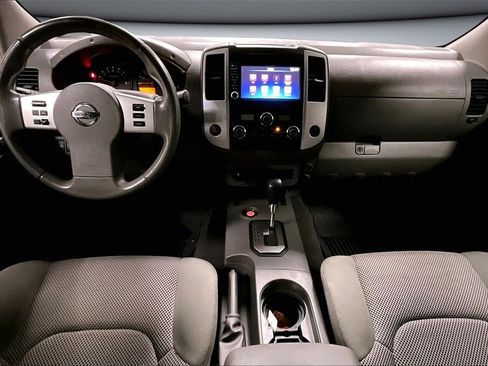 Used 2020 Nissan Frontier SV w/ Midnight Edition Floor Mats image 7