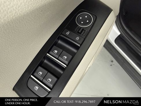 Used 2020 Kia Soul LX FWD image 19