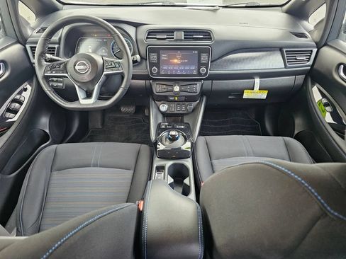 Used 2025 Nissan Leaf SV Plus FWD image 15
