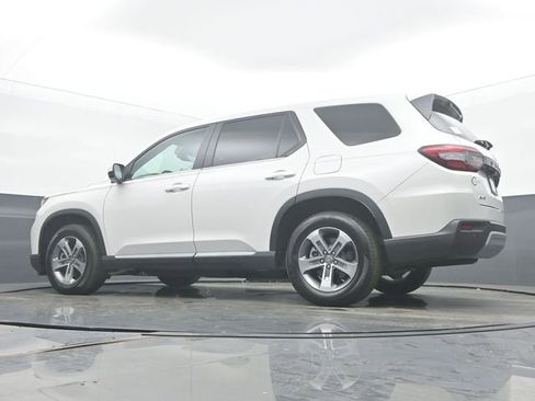 Used 2025 Honda Pilot EX-L image 50