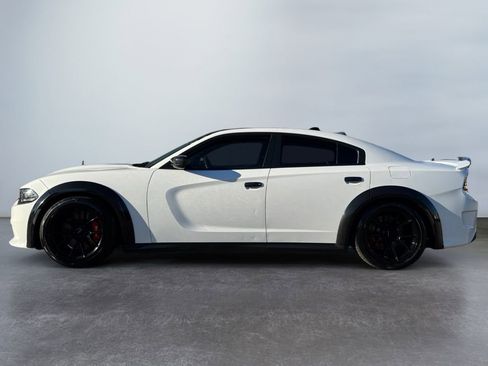 Used 2018 Dodge Charger SRT w/ Harman/Kardon Audio Group image 7