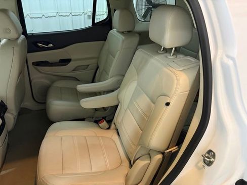 Used 2023 GMC Acadia Denali AWD/4WD image 27