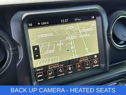 Used 2023 Jeep Wrangler Unlimited Sahara image 3