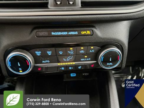 Used 2022 Ford Escape SE w/ SE Sport Appearance Package AWD/4WD image 19