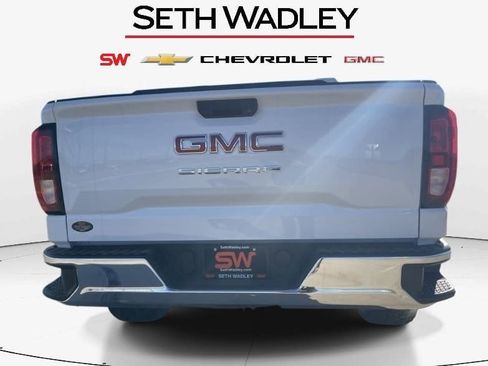 New 2025 GMC Sierra 1500 Pro image 4