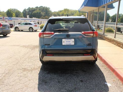 Used 2022 Toyota RAV4 XSE AWD/4WD image 5