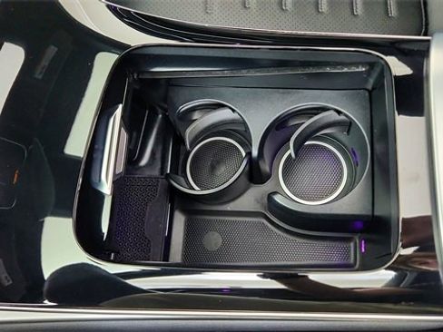 Used 2024 Mercedes-Benz GLC 300 4MATIC w/ AMG Line image 50