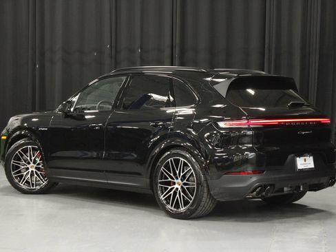 New 2026 Porsche Cayenne S AWD/4WD image 3