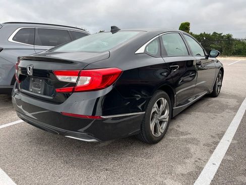 Certified 2019 Honda Accord EX image 3
