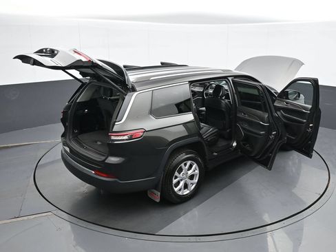 Used 2022 Jeep Grand Cherokee L Limited AWD/4WD image 41