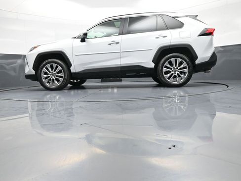 Used 2023 Toyota RAV4 Limited AWD/4WD image 34