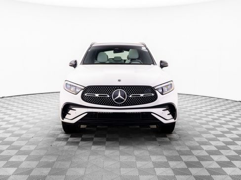 Used 2023 Mercedes-Benz GLC 300 4MATIC image 8