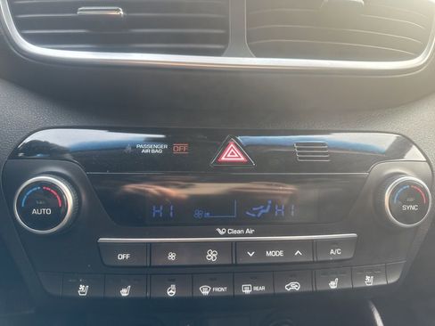 Used 2019 Hyundai Tucson Ultimate w/ Cargo Package image 25