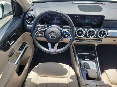 Certified 2022 Mercedes-Benz GLB 250 image 15