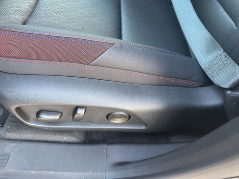 New 2026 Chevrolet Equinox RS w/ Convenience Package III FWD image 5