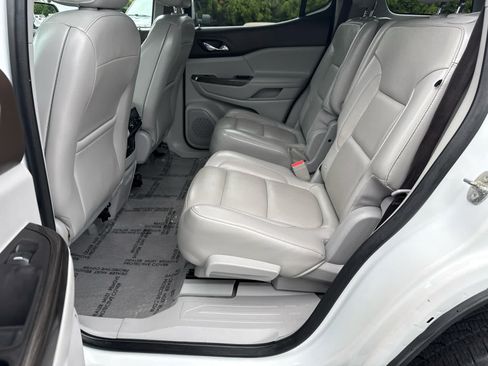 Used 2019 GMC Acadia SLT AWD/4WD image 13
