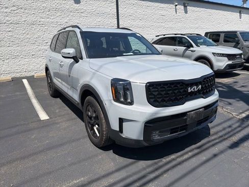 Used 2024 Kia Telluride SX Prestige X-Pro AWD/4WD image 3