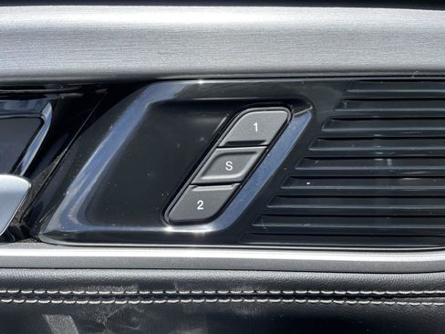 New 2026 Jeep Grand Wagoneer Limited AWD/4WD image 37