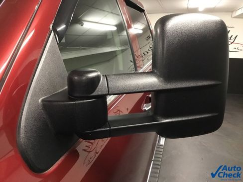 Used 2015 GMC Sierra 2500 SLT w/ Suspension Package, Off-Road image 21