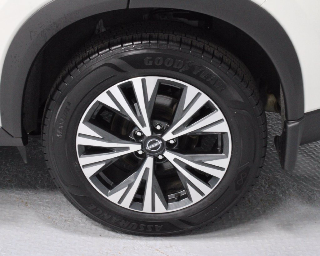 Certified 2023 Nissan Rogue SV w/ SV Premium B Package AWD/4WD image 19
