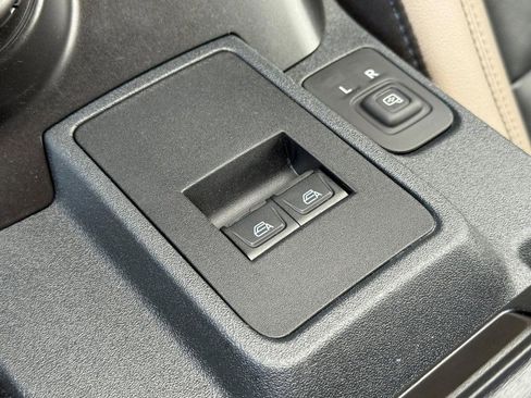 Certified 2022 Ford Bronco Wildtrak image 20