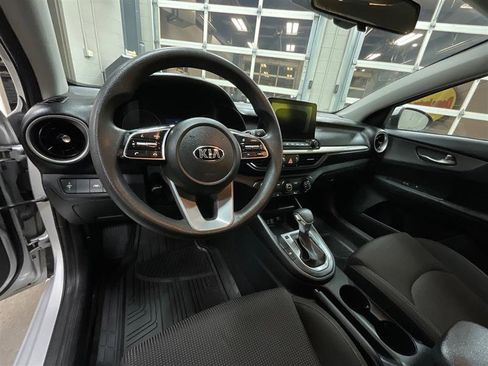 Used 2020 Kia Forte LXS image 13