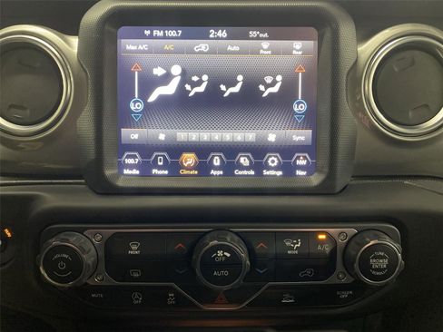 Used 2021 Jeep Wrangler Unlimited Sahara w/ Uconnect 4C Nav & Sound Group image 21