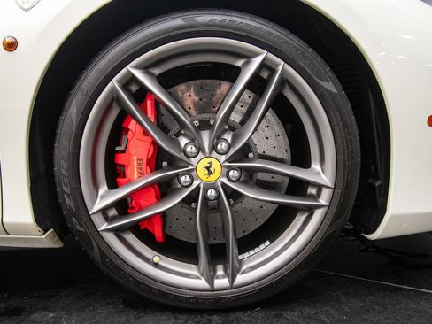 Used 2018 Ferrari 488 Spider RWD image 42