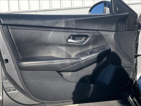 Used 2024 Nissan Sentra SV image 27