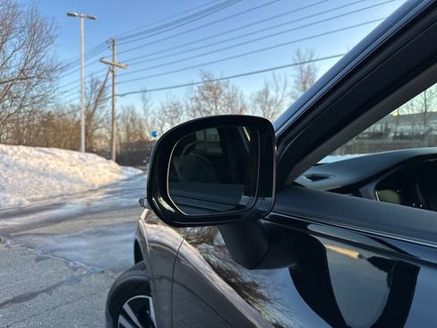 Used 2024 Volvo XC60 B5 Core AWD/4WD image 15