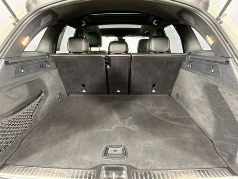 Used 2021 Mercedes-Benz GLC 300 image 37