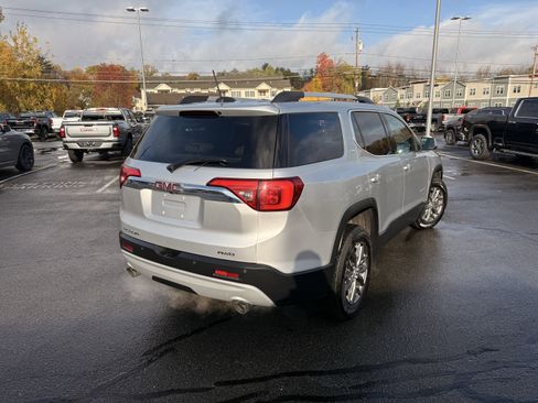 Used 2019 GMC Acadia SLT image 5